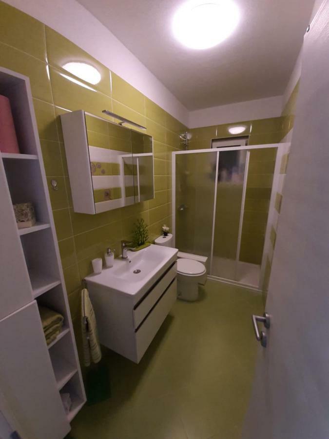 Apartment Mia Rab Town Eksteriør bilde